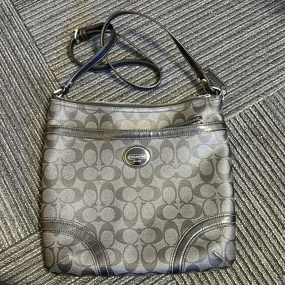 Coach Handbags - COACH Peyton Signature File Bag/ Cross Body Bag #18926